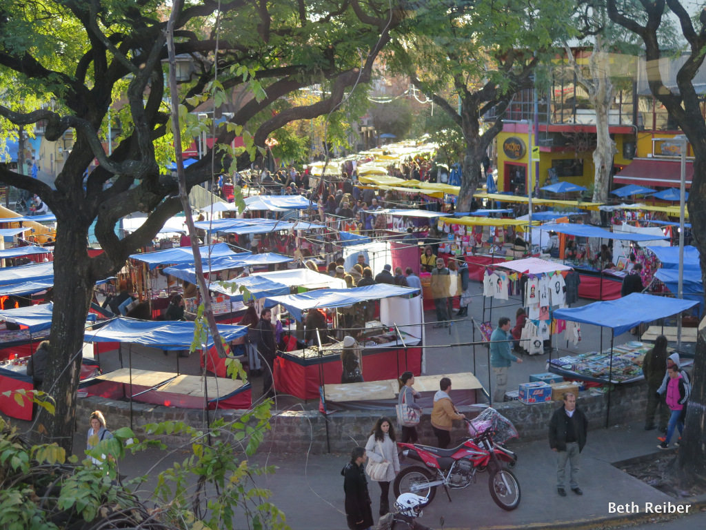 Weekend market at Plaza 
